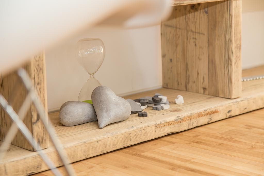 Private Wellness Suiten Mit Whirlpool إسن الغرفة الصورة